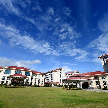 The Hotel Grand Ace Naypyidaw Εξωτερικό φωτογραφία