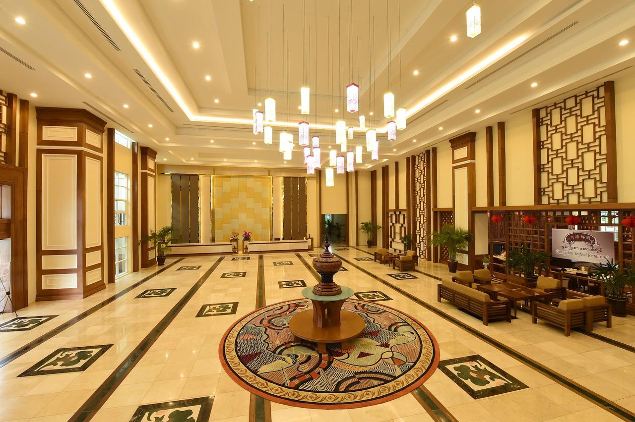 The Hotel Grand Ace Naypyidaw Εξωτερικό φωτογραφία