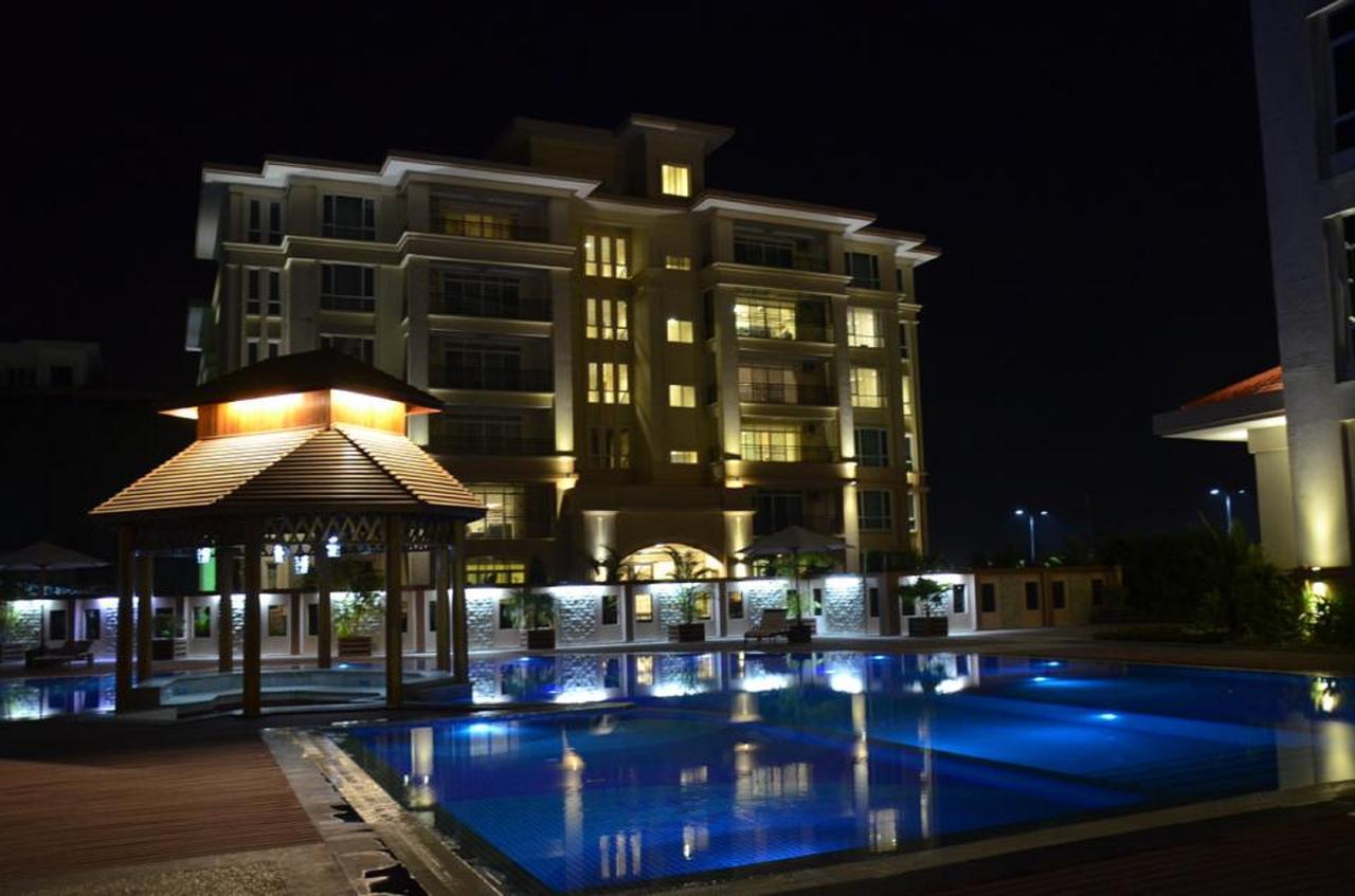 The Hotel Grand Ace Naypyidaw Εξωτερικό φωτογραφία